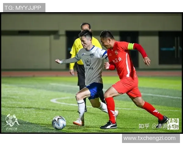 篮球场上足球明星的精彩对决引发球迷热议与跨界合作新趋势 篮球场上足球明星的精彩对决引发球迷热议与跨界合作新趋势