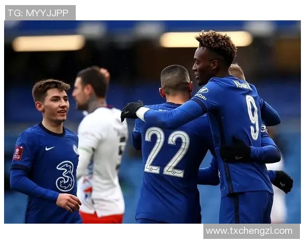 离异家庭中的足球明星如何克服困境追逐梦想与成就人生的传奇故事